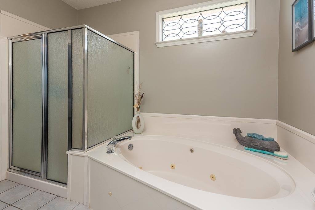 3862 Lighthouse Ln, Lakeland, TN 38002