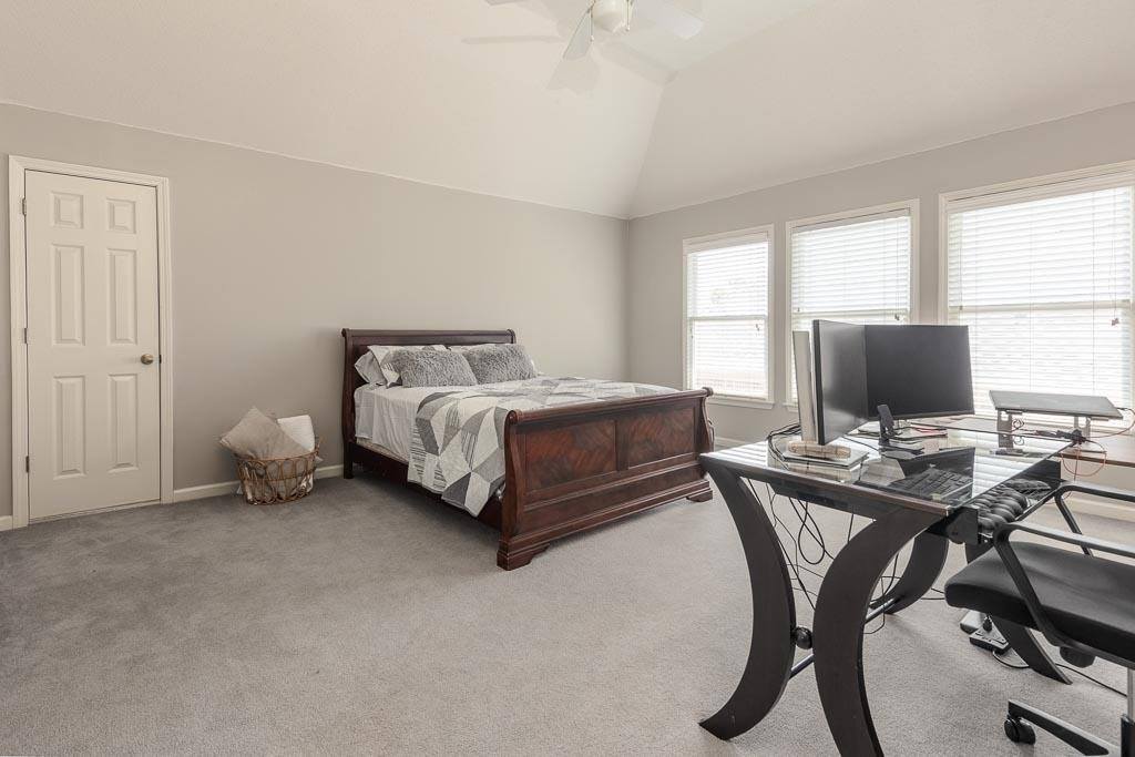 3862 Lighthouse Ln, Lakeland, TN 38002