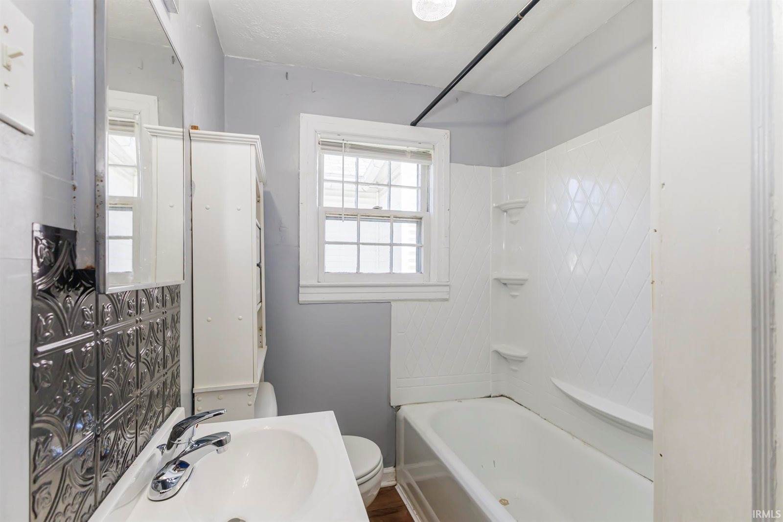 2814 S Jefferson Street, Muncie, IN 47302