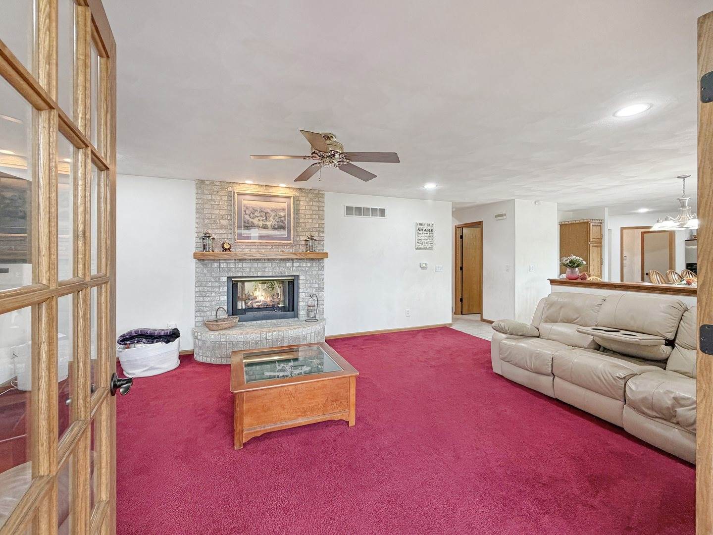 1954 Delmar Drive, Freeport, IL 61032