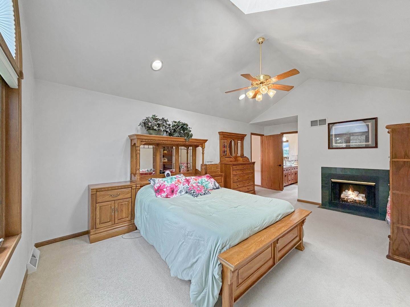 1954 Delmar Drive, Freeport, IL 61032