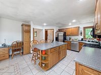 1954 Delmar Drive, Freeport, IL 61032
