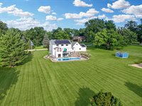 1954 Delmar Drive, Freeport, IL 61032