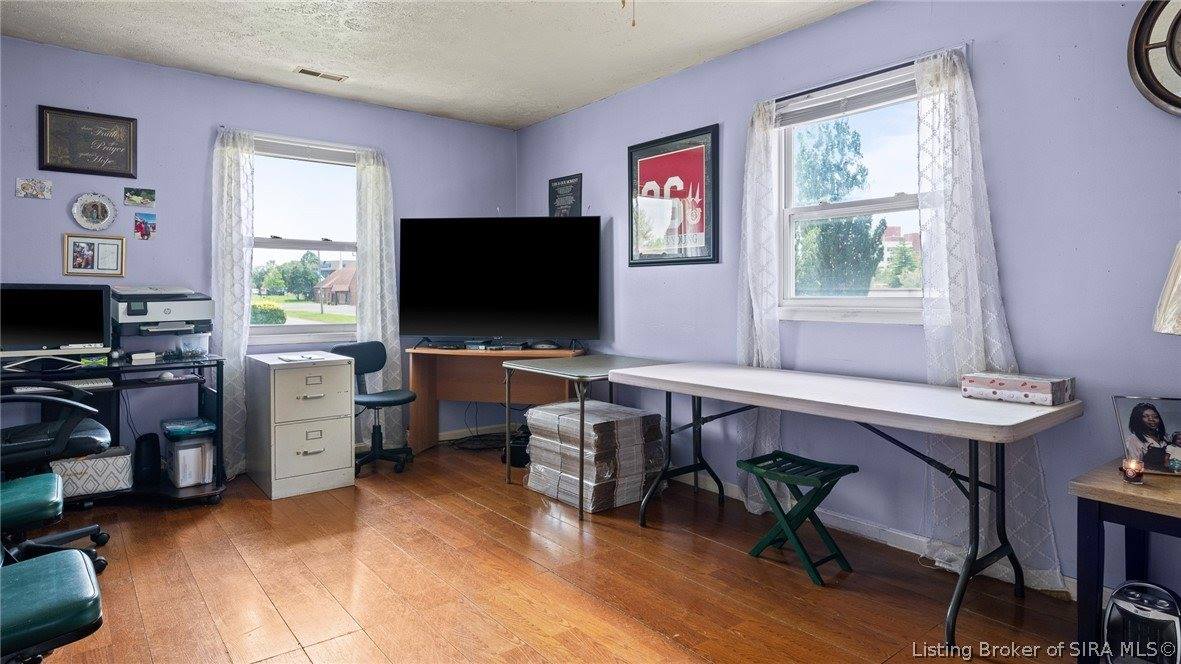 201 Luther Circle, Jeffersonville, IN 47130