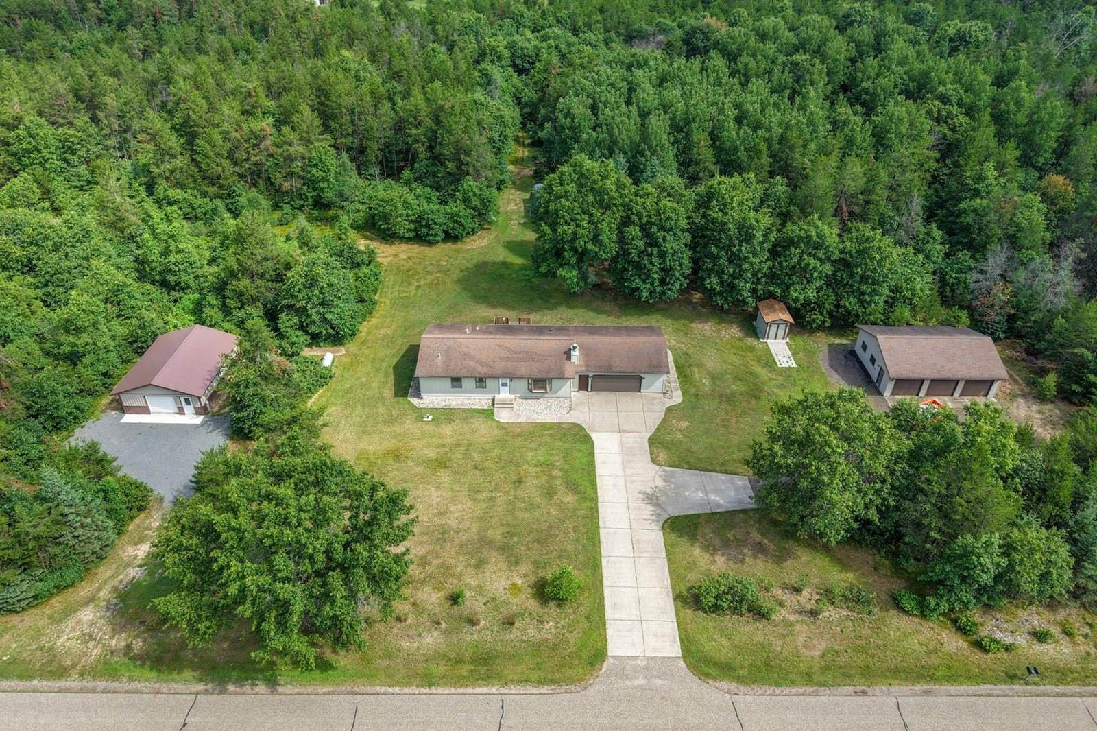 6621 Evergreen Avenue, Wisconsin Rapids, WI 54494