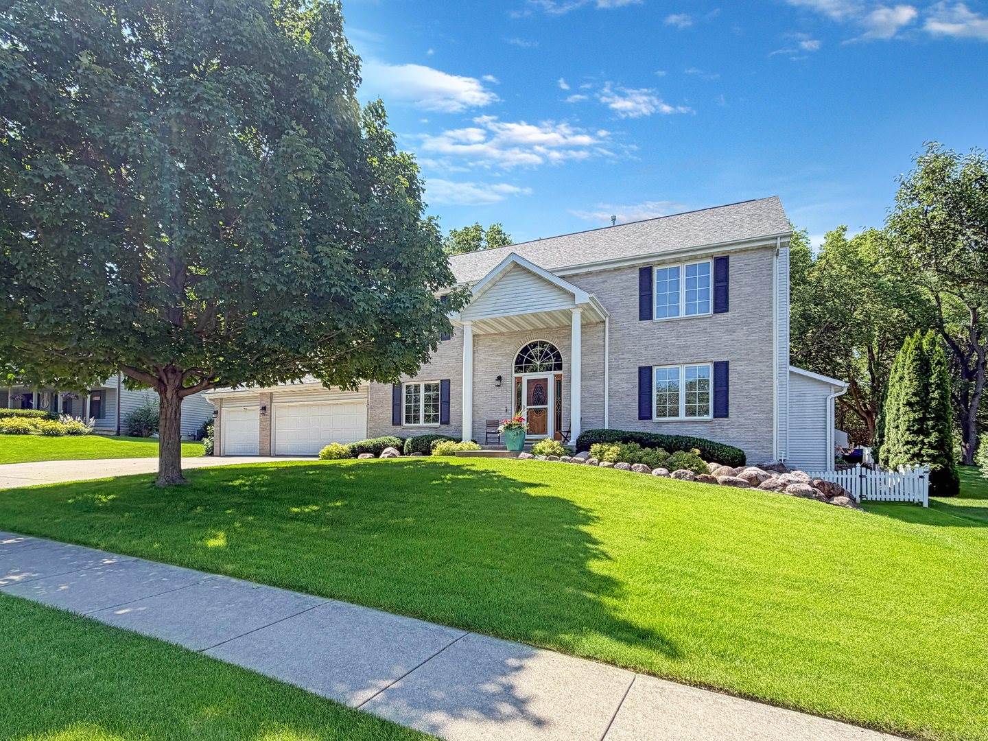 3005 Countryside Lane, Freeport, IL 61032