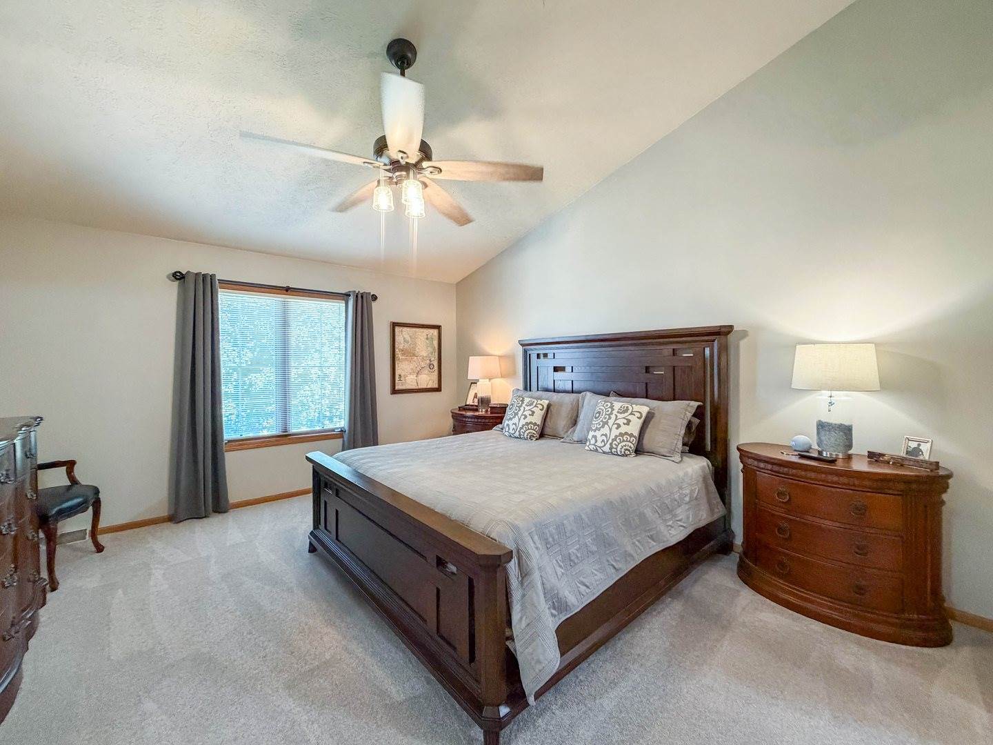 3005 Countryside Lane, Freeport, IL 61032