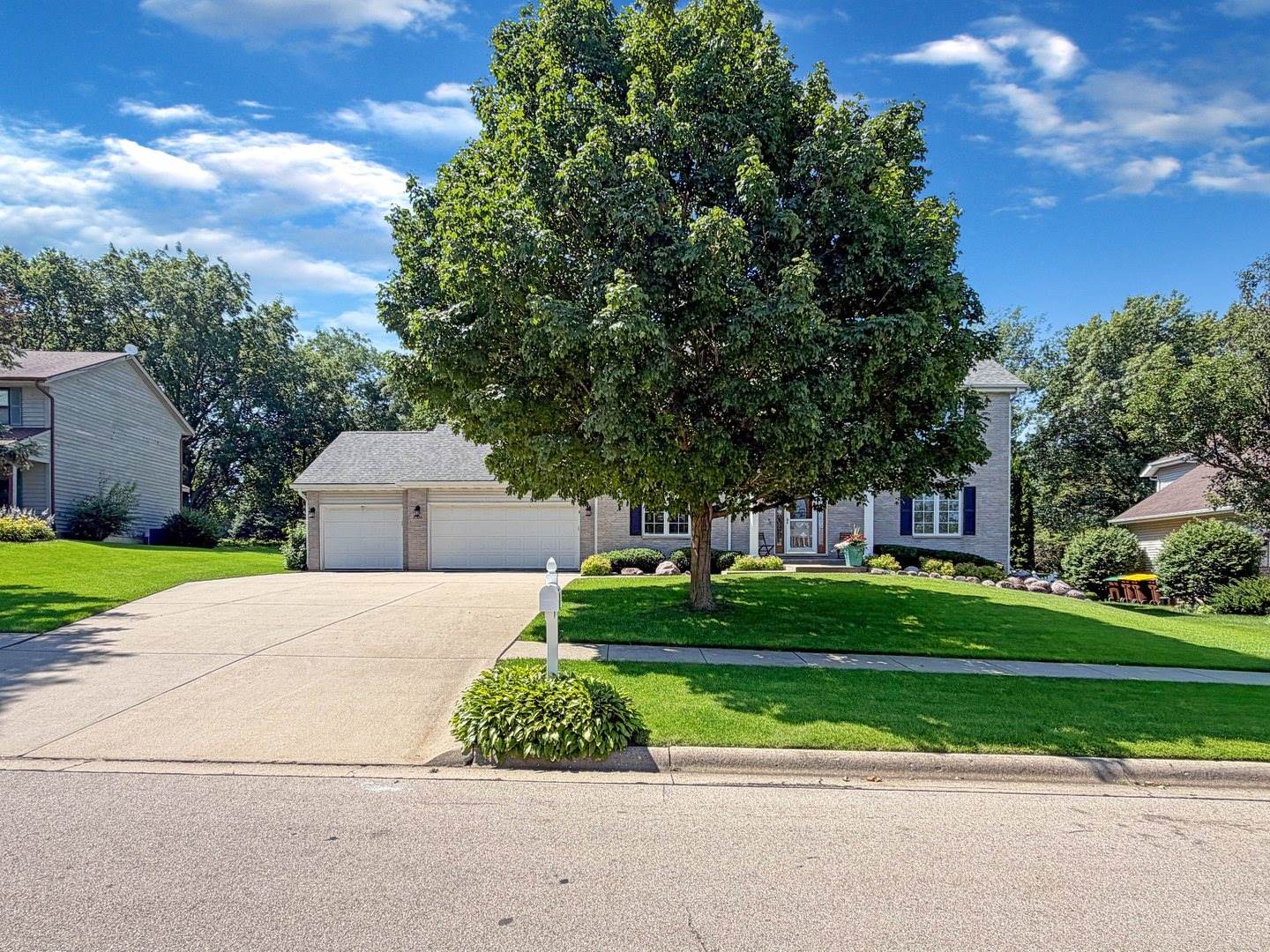 3005 Countryside Lane, Freeport, IL 61032