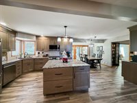 3005 Countryside Lane, Freeport, IL 61032