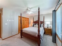 3005 Countryside Lane, Freeport, IL 61032