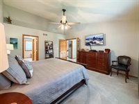 3005 Countryside Lane, Freeport, IL 61032