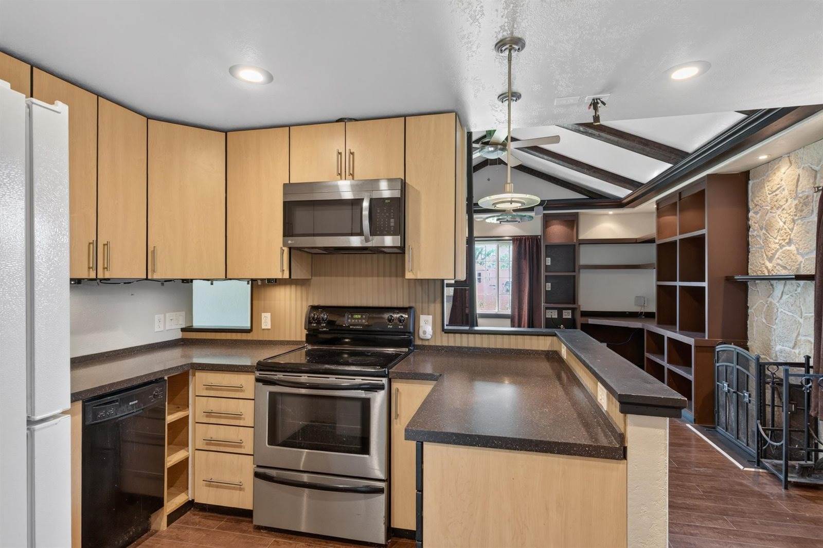 1231 N 15th Street, Wisconsin Rapids, WI 54494