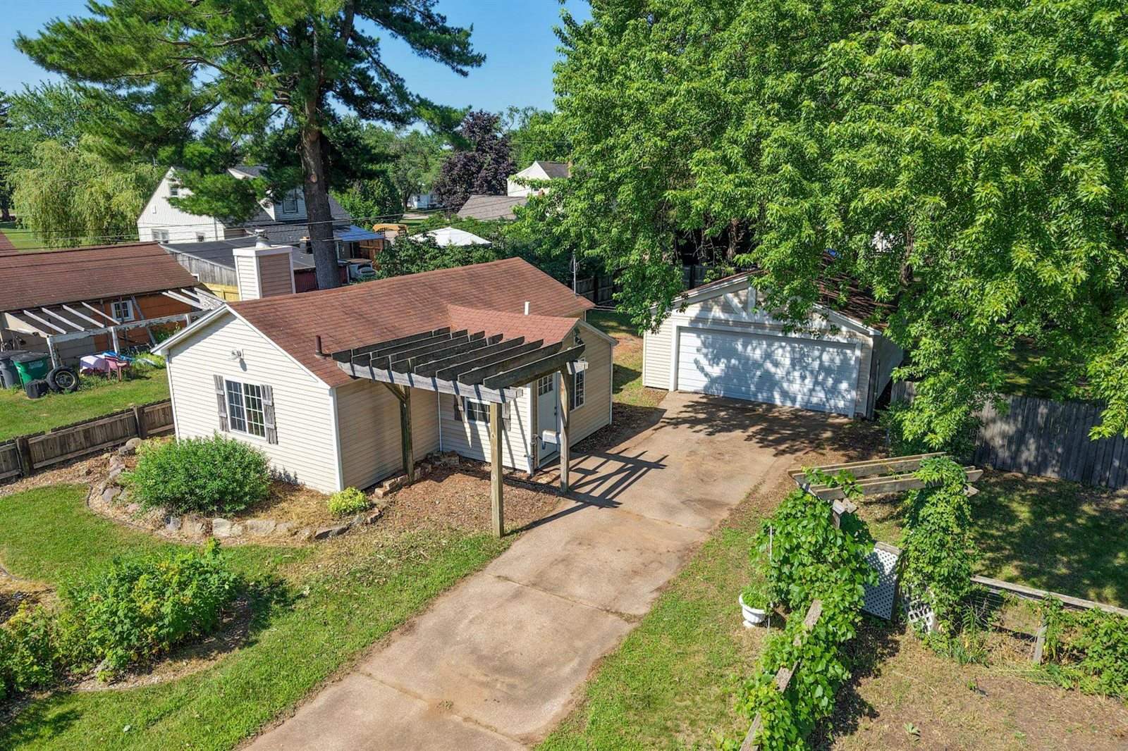 1231 N 15th Street, Wisconsin Rapids, WI 54494
