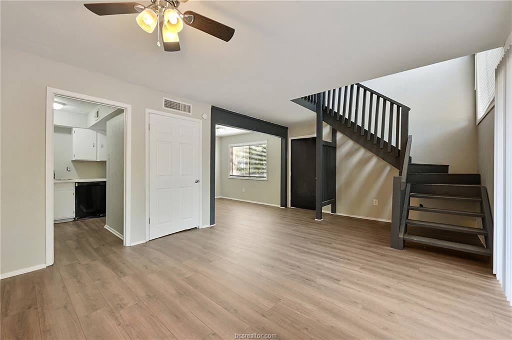 1212 Holik Drive, College Station, TX 77840