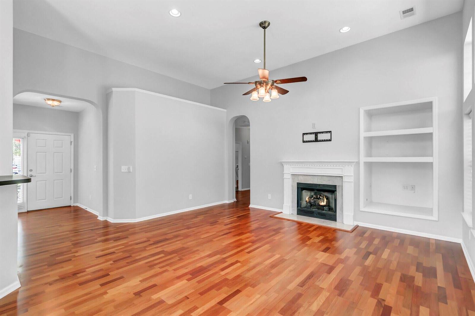 116 Carolinian Drive, Summerville, SC 29485