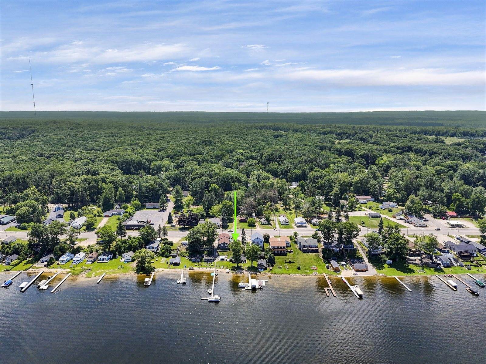 5380 West Houghton Lake Drive, Houghton Lake, MI 48629