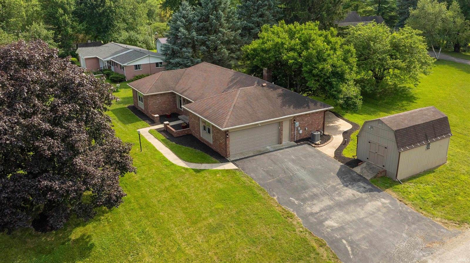 71 E Wildwood Drive, Springport, IN 47386