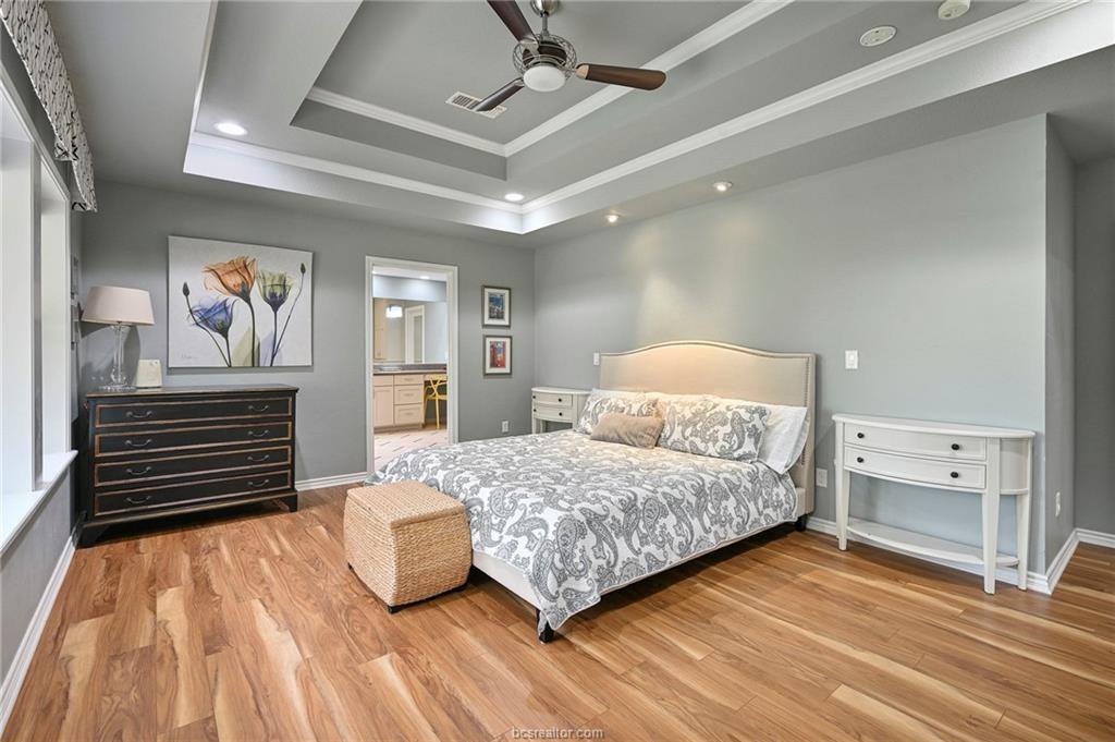 8810 Sandstone Drive, College Station, TX 77845