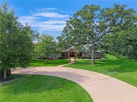 8810 Sandstone Drive, College Station, TX 77845