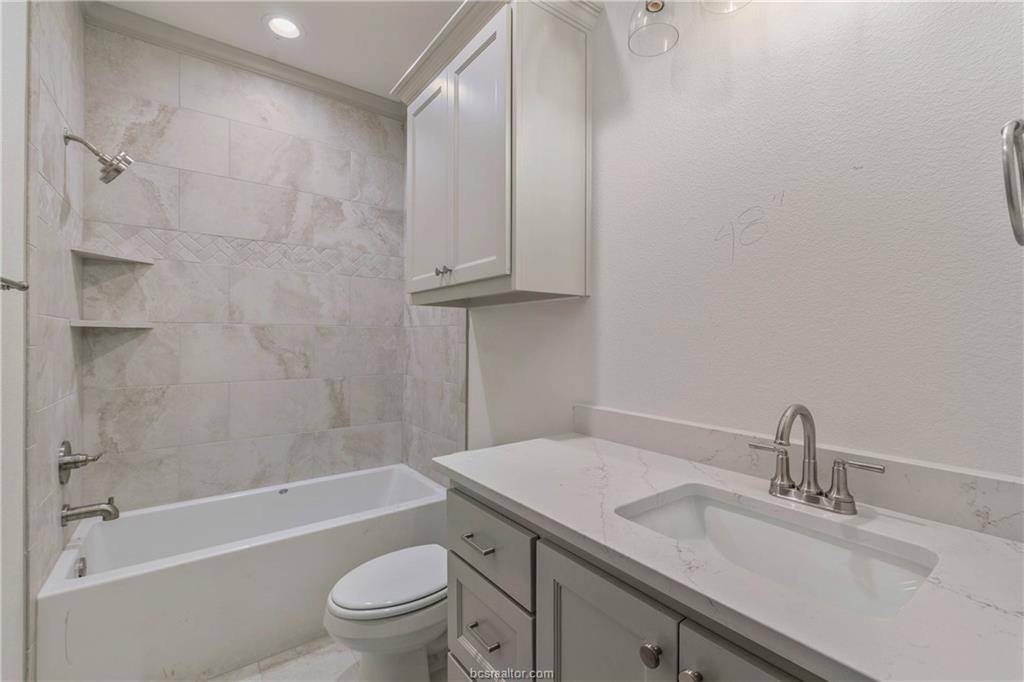 4751 Coral River Road, College Station, TX 77845
