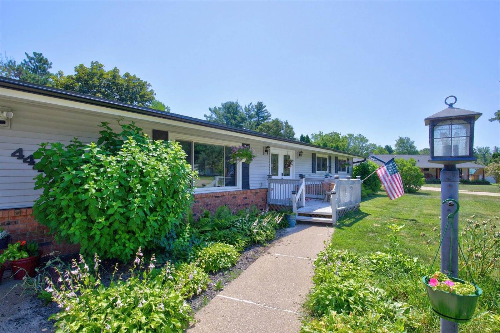 444 Meadow Lane, Wisconsin Rapids, WI 54494