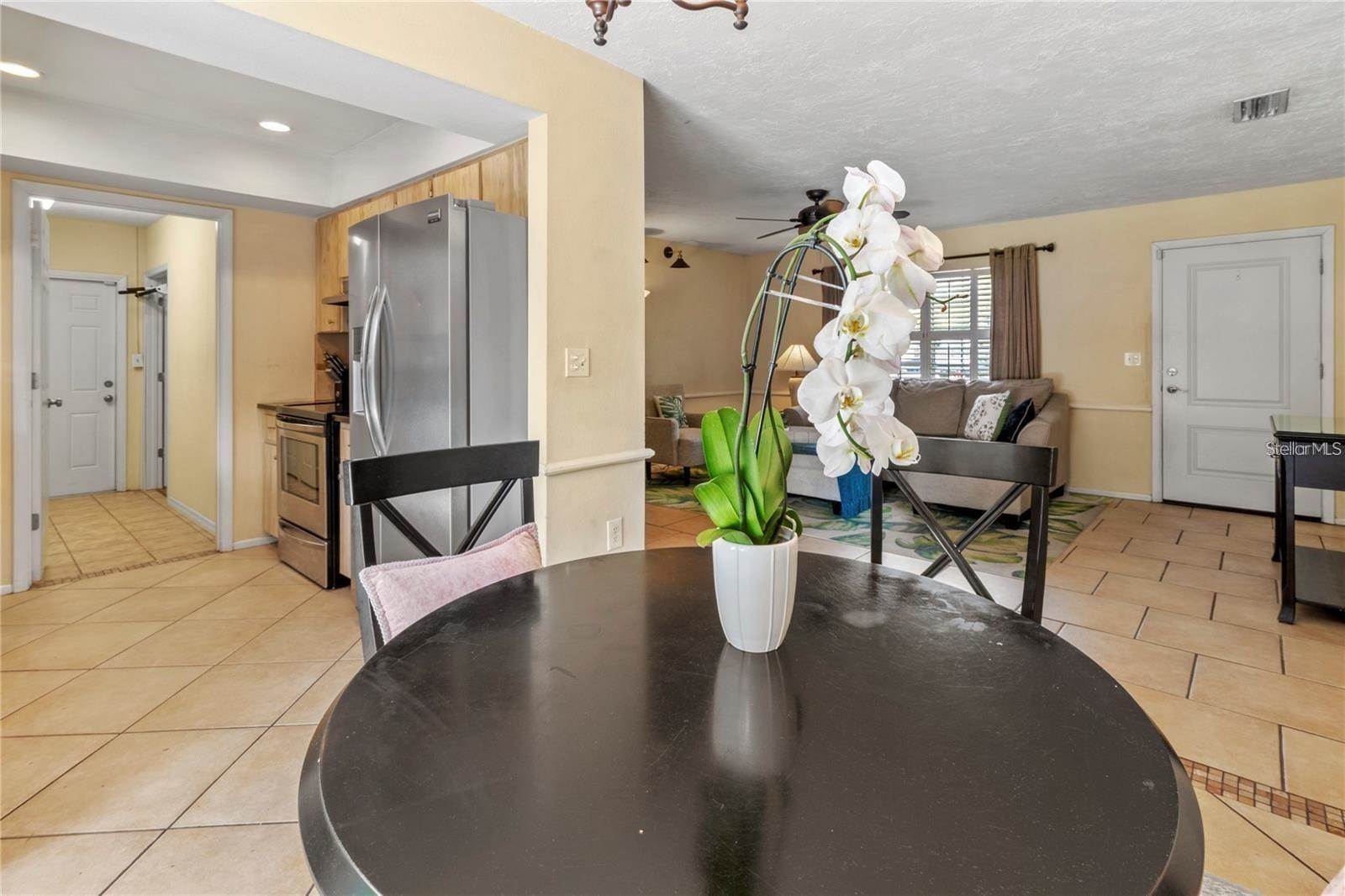 3314 Island Date Circle, Sarasota, FL 34232