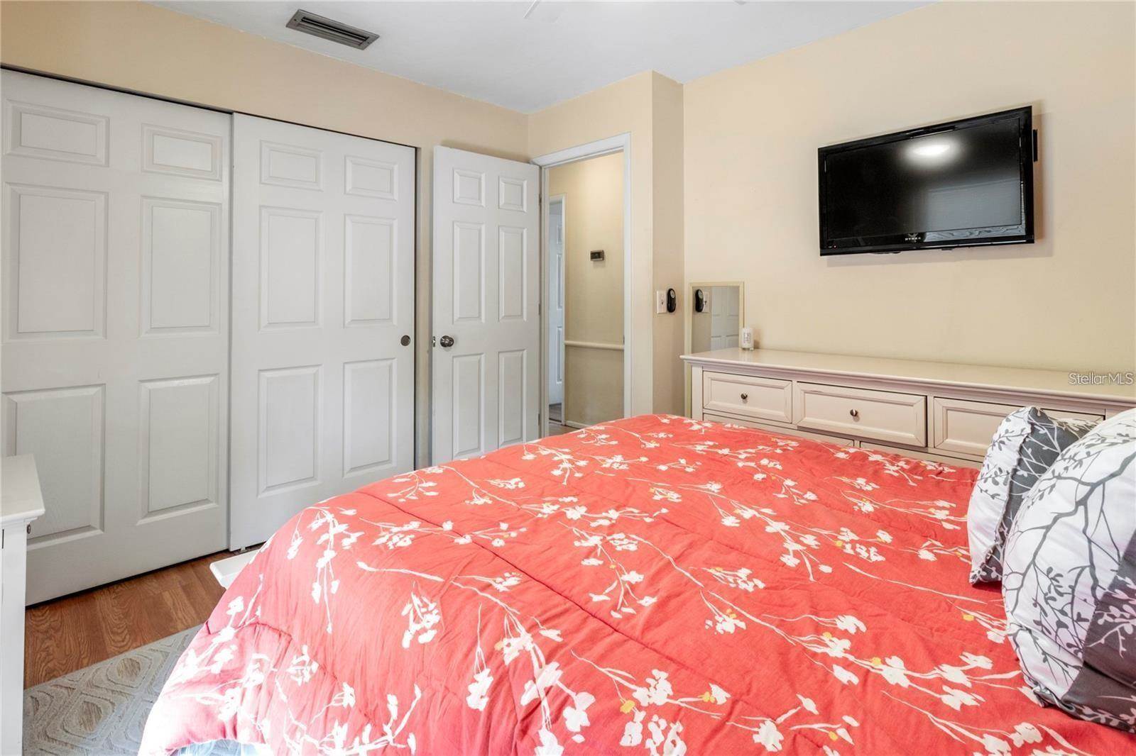 3314 Island Date Circle, Sarasota, FL 34232