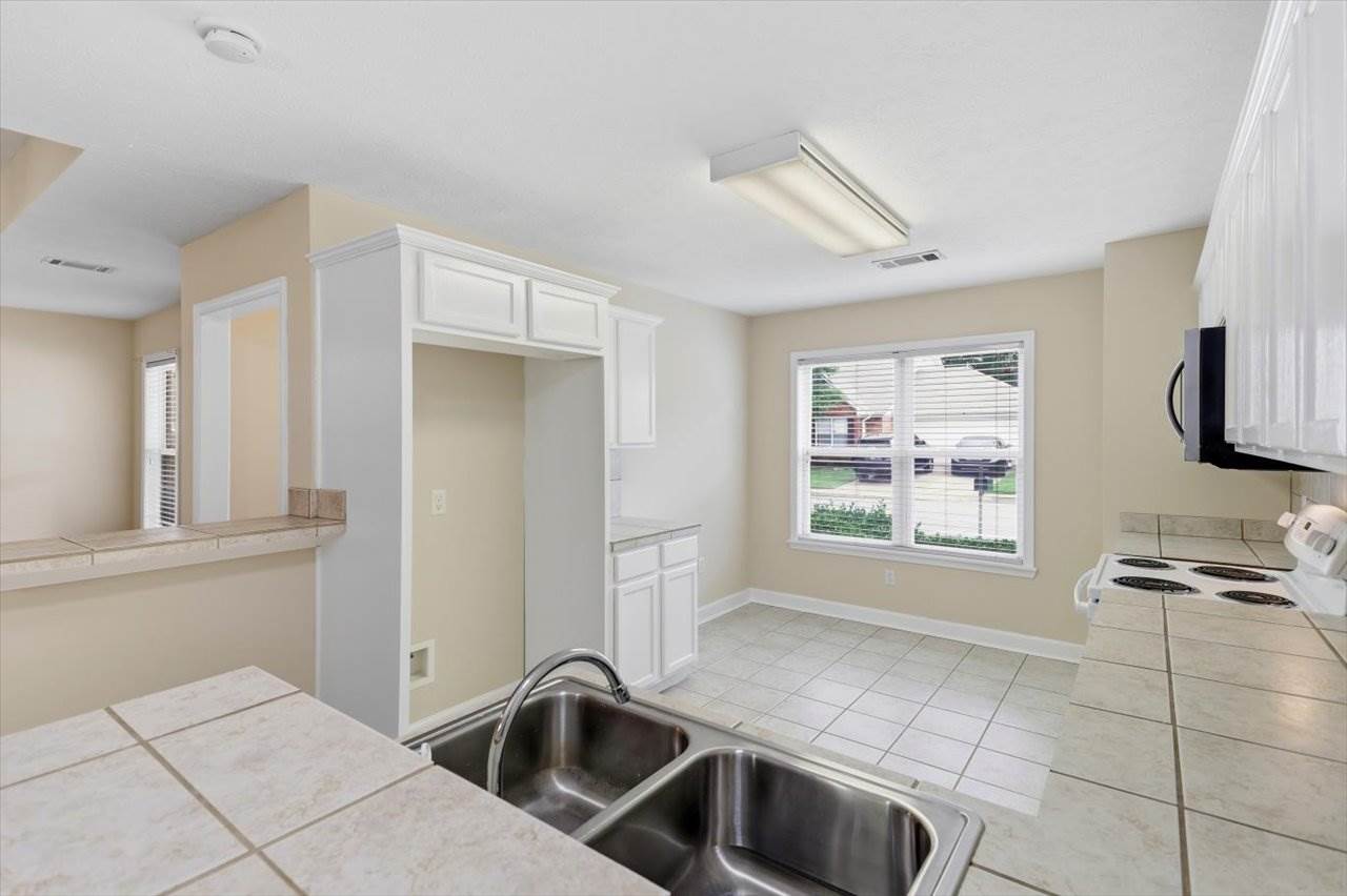 155 Basswood Circle, Brandon, MS 39047