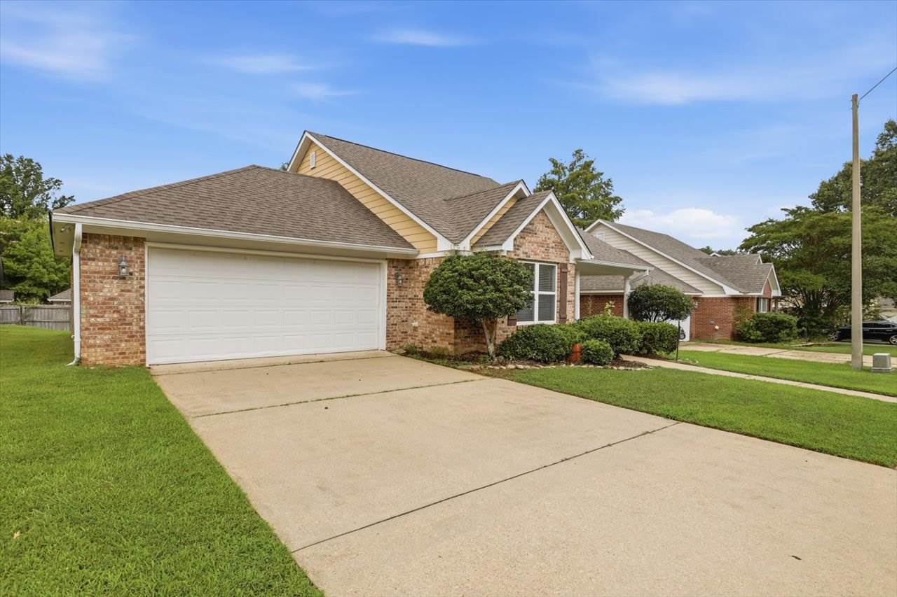155 Basswood Circle, Brandon, MS 39047