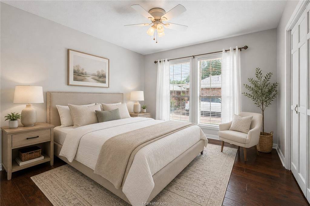 2307 West Briargate Drive, Bryan, TX 77802