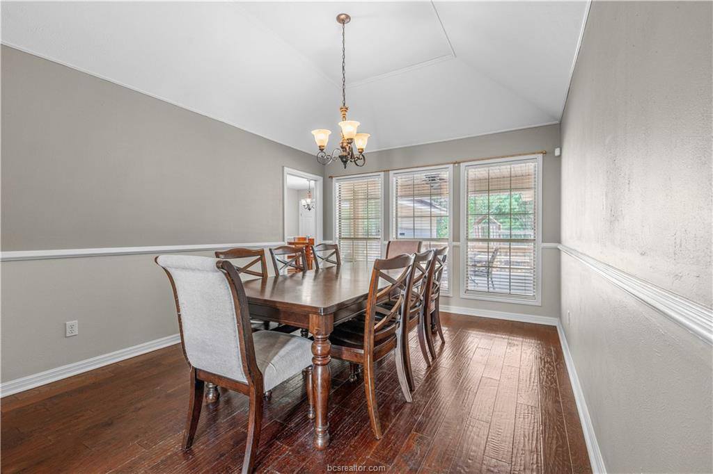 2307 West Briargate Drive, Bryan, TX 77802
