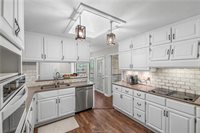2307 West Briargate Drive, Bryan, TX 77802