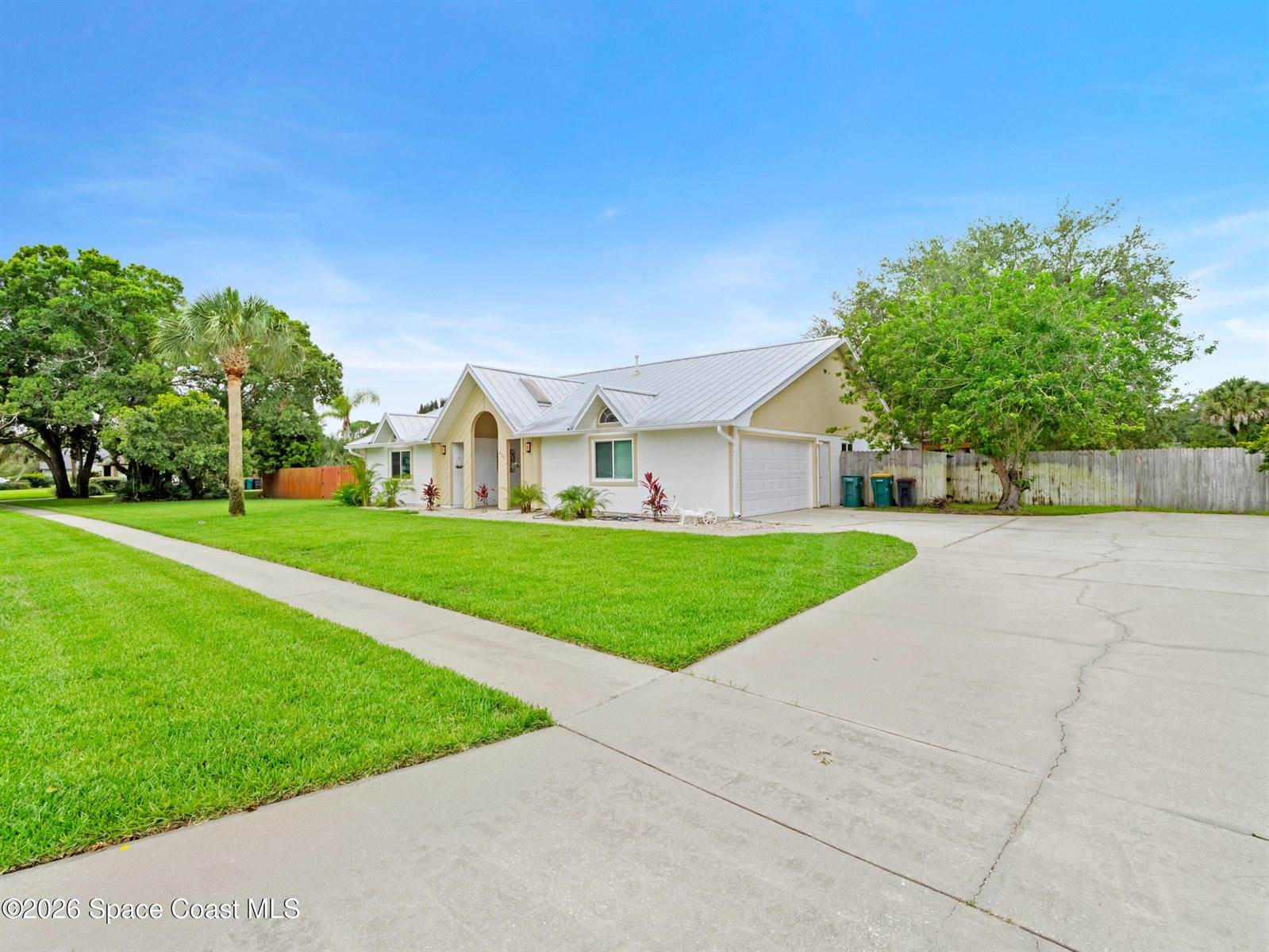 2582 Empire Avenue East, Melbourne, FL 32934