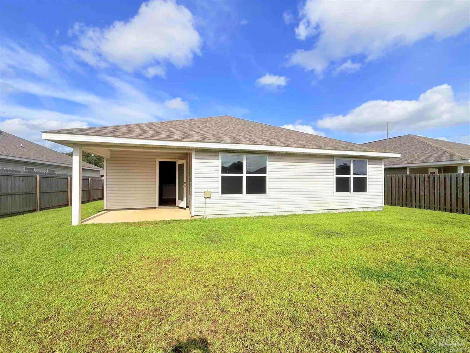 9615 Angel Oak Dr, Pensacola, FL 32526