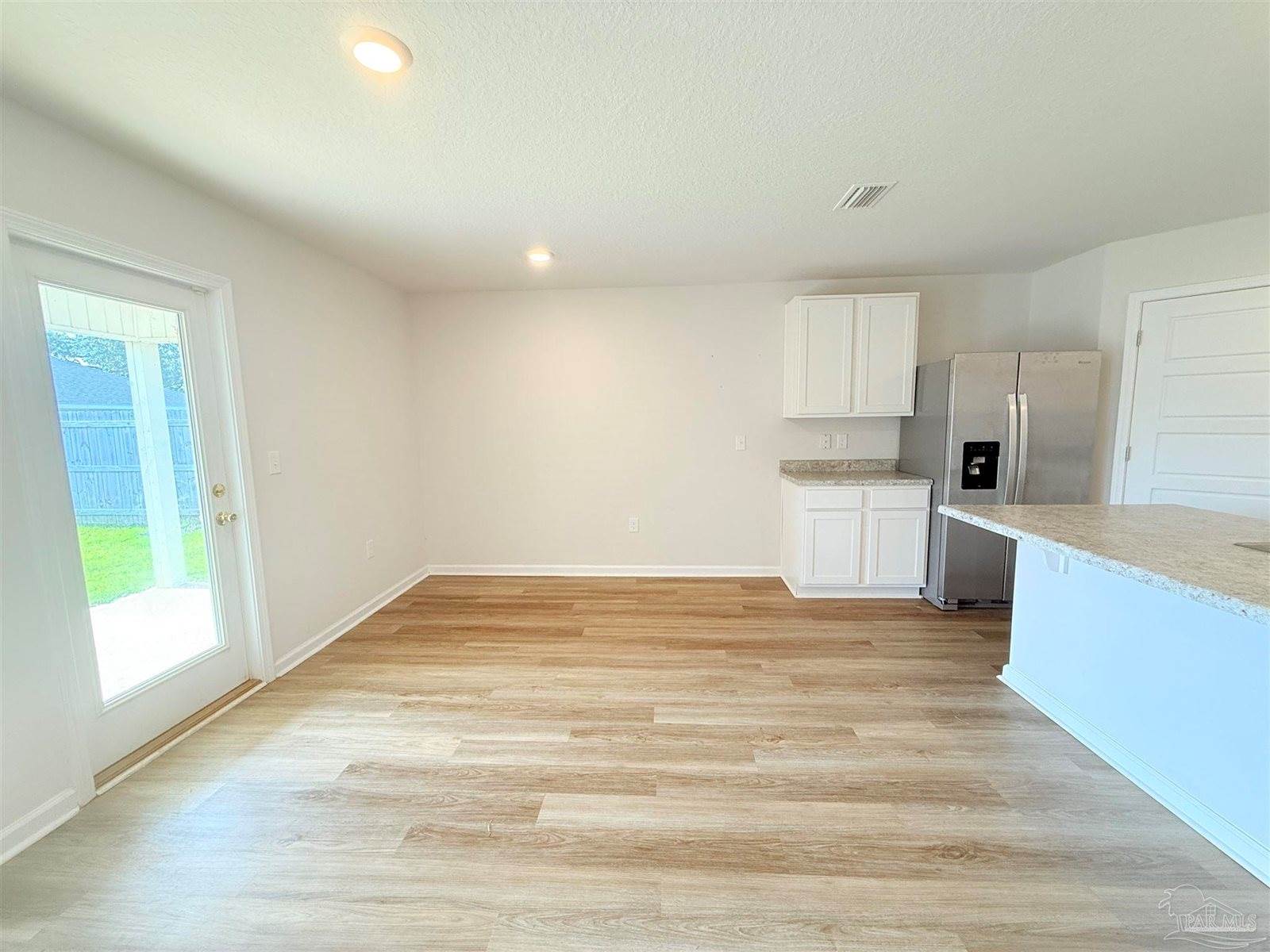 9615 Angel Oak Dr, Pensacola, FL 32526