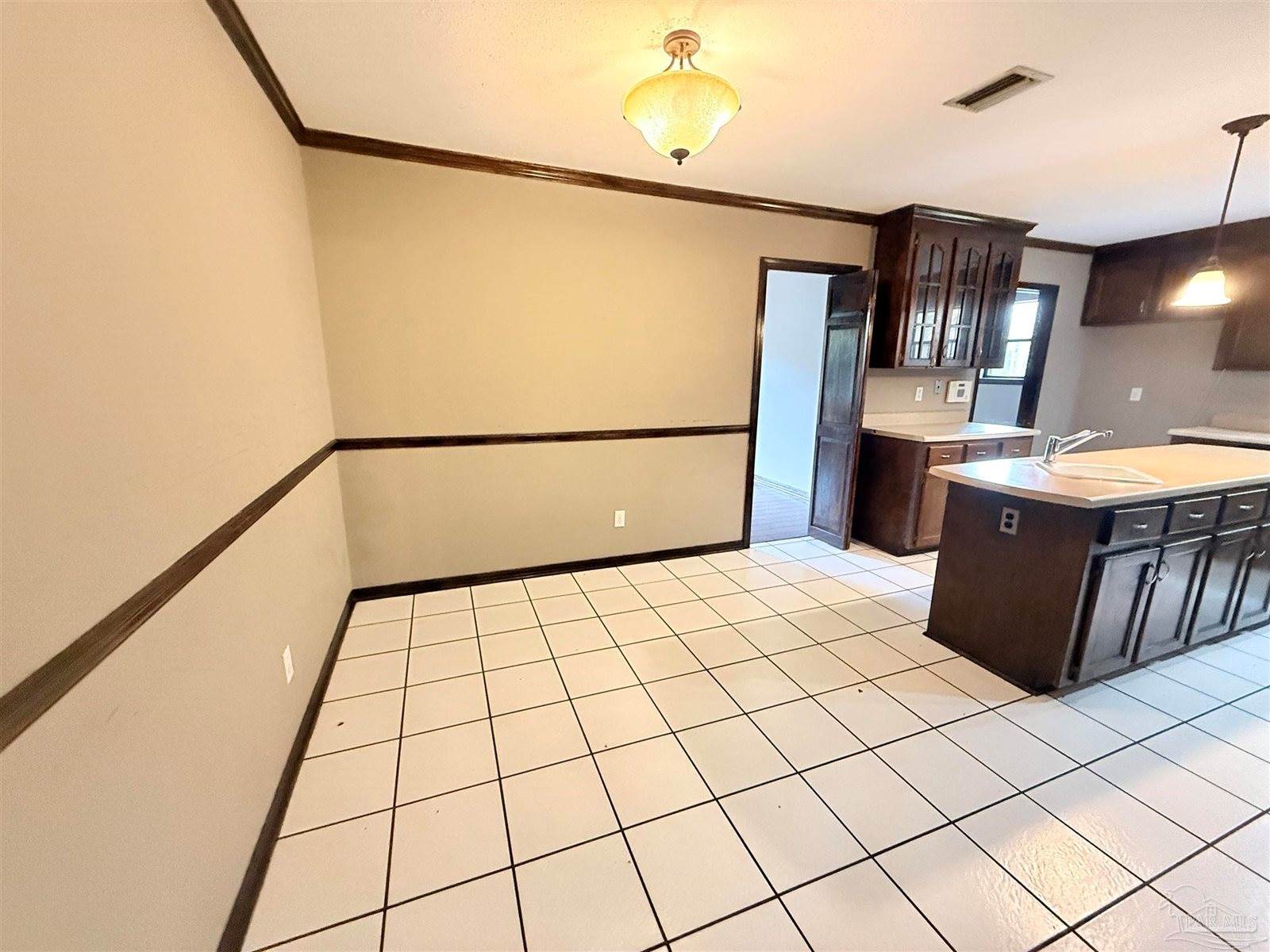 365 Arabian Dr, Pensacola, FL 32506