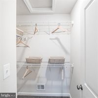 444 17TH Avenue, Ranson, WV 25438
