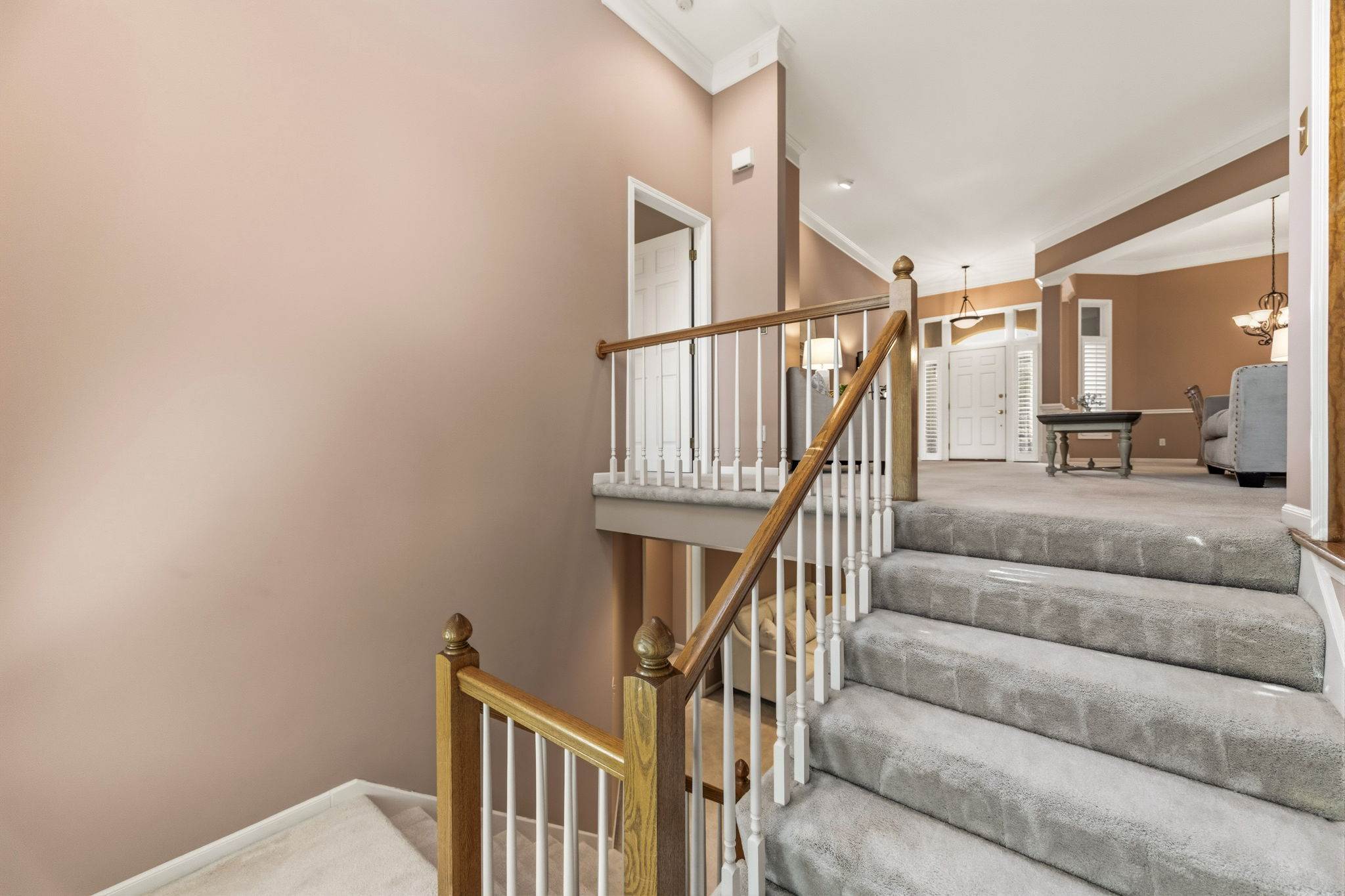 8801 W 142nd St, Overland Park, KS 66221