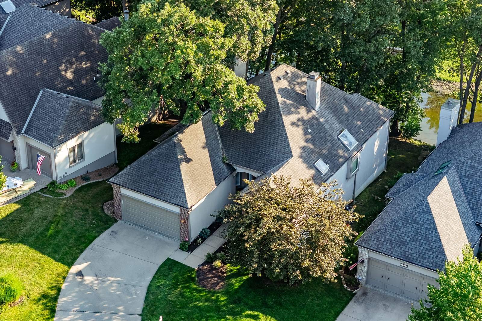 8801 W 142nd St, Overland Park, KS 66221