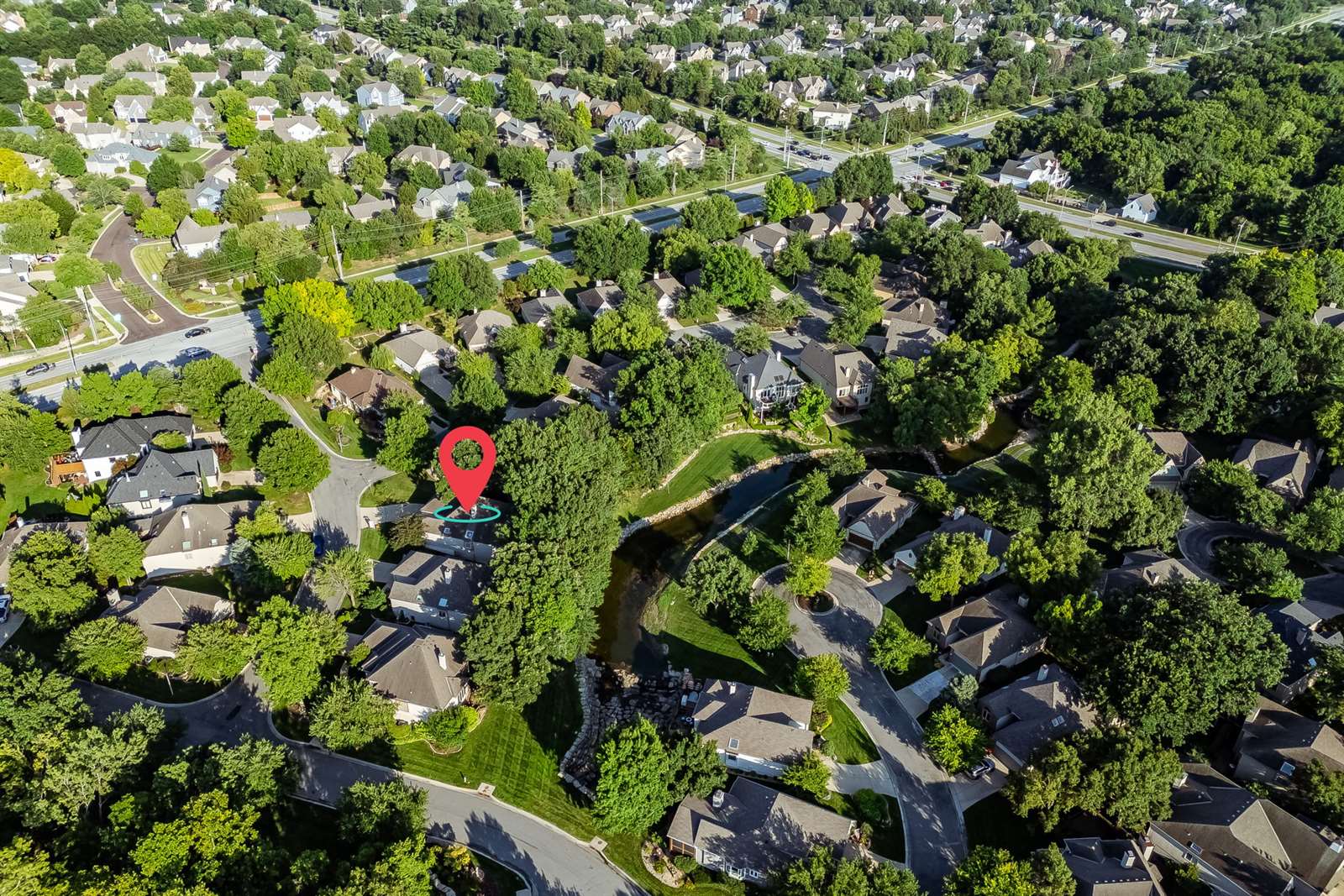 8801 W 142nd St, Overland Park, KS 66221