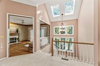 8801 W 142nd St, Overland Park, KS 66221