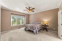 8801 W 142nd St, Overland Park, KS 66221