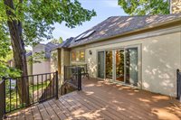 8801 W 142nd St, Overland Park, KS 66221
