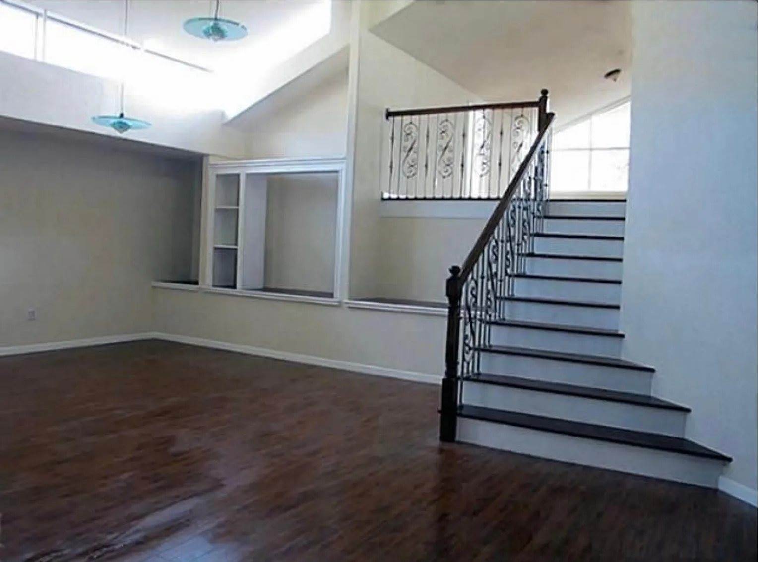 2210 Winter Sunday Way, Arlington, TX 76012