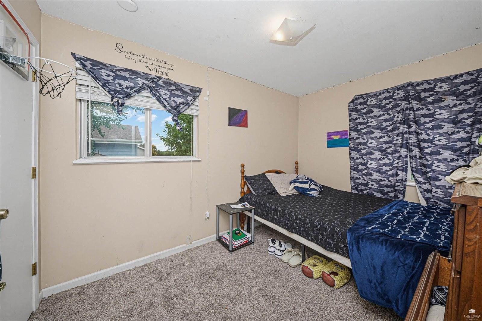 610 Knollwood Street, Wakefield, KS 67487