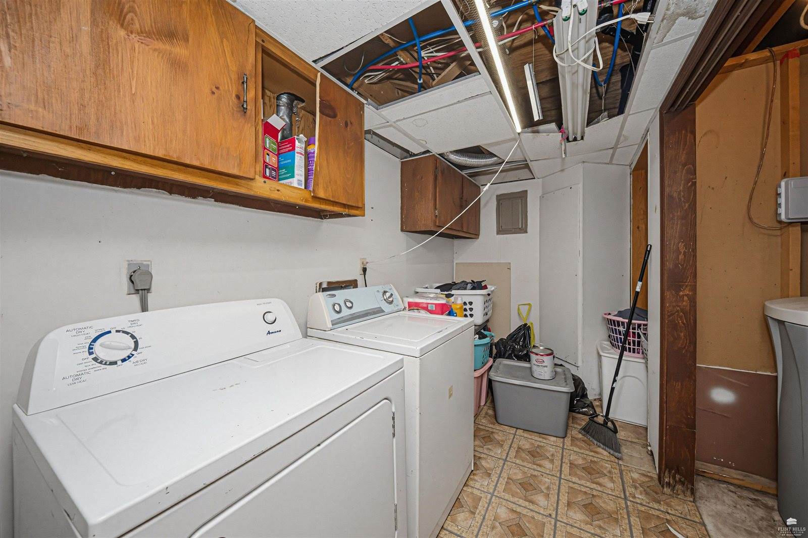 610 Knollwood Street, Wakefield, KS 67487