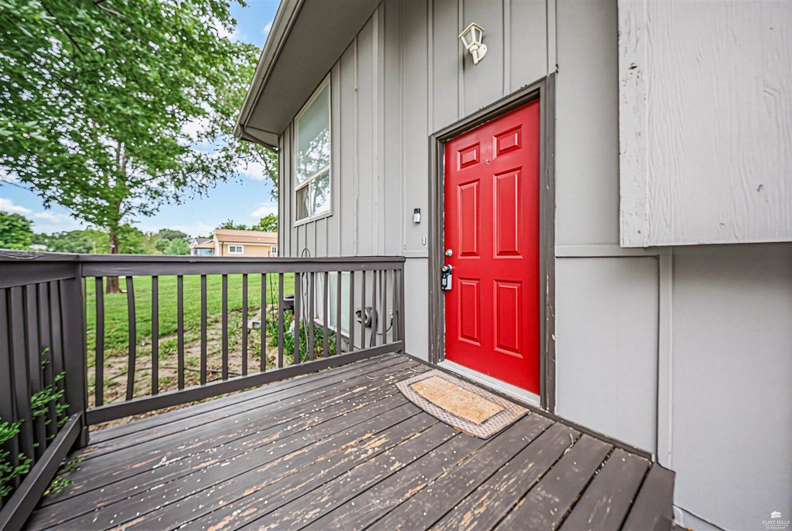 610 Knollwood Street, Wakefield, KS 67487