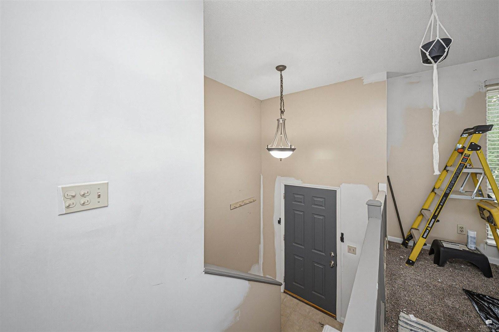 610 Knollwood Street, Wakefield, KS 67487