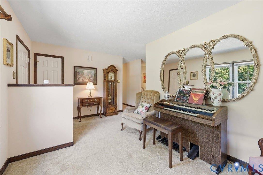 10111 Tunstall Road, New Kent, VA 23124