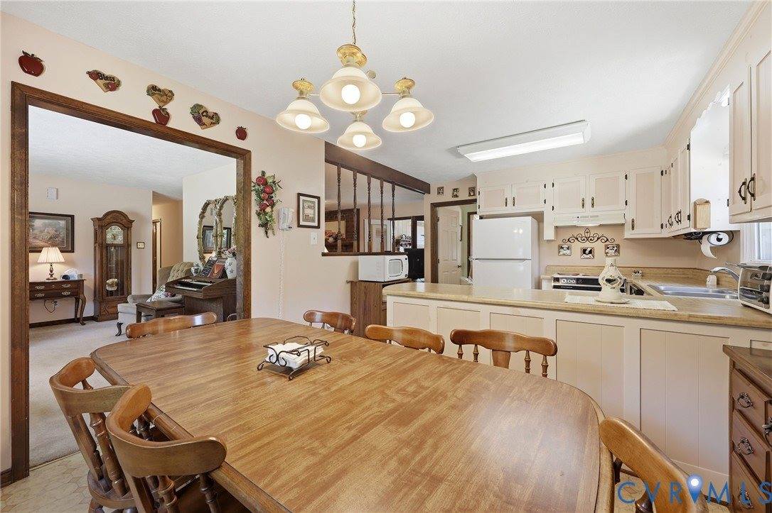10111 Tunstall Road, New Kent, VA 23124